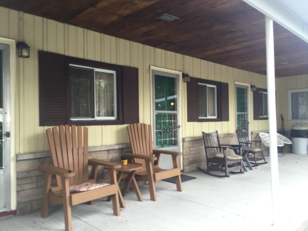 Twin Peaks Motel Napanee Exterior foto