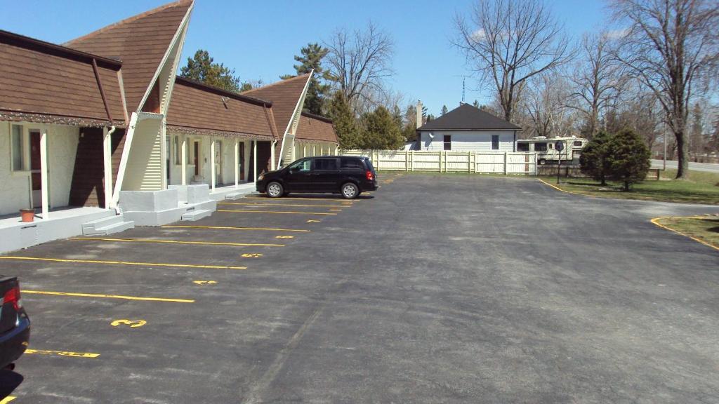 Twin Peaks Motel Napanee Exterior foto